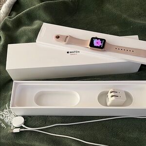 Apple Watch Series 3 - Gold